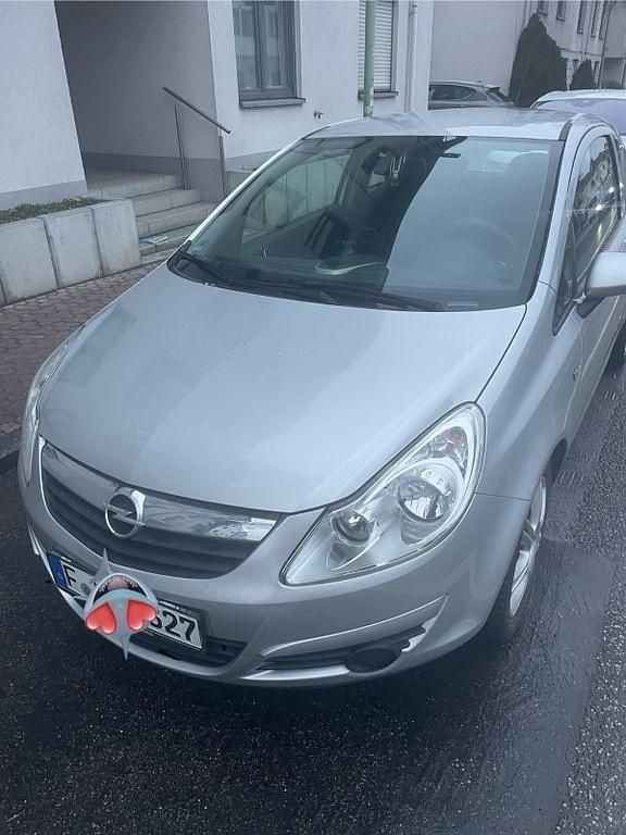 Gebraucht Opel Corsa Sport 80 PS (58 kW) 2009 Silber Limousine