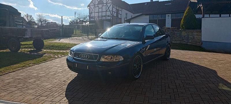 Gebraucht Audi A4 Performance 150 PS (110 kW) 2000 Blau Limousine