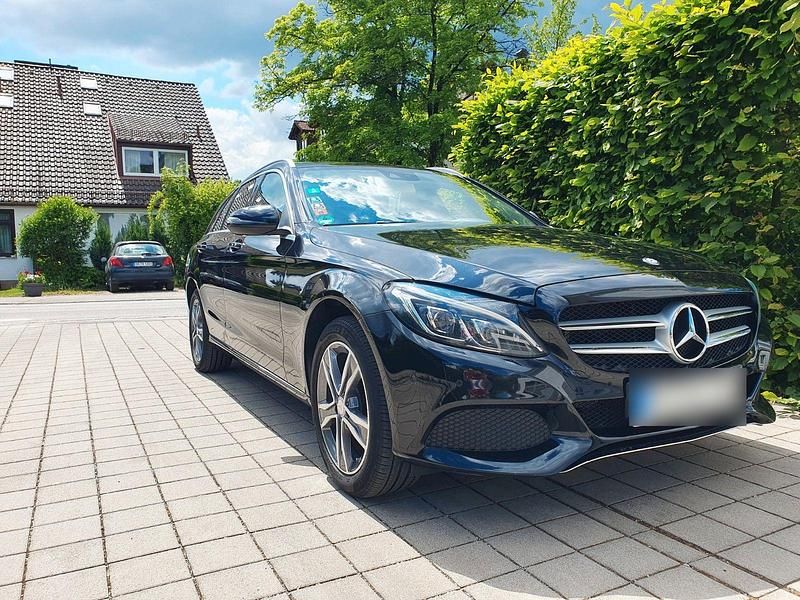 Gebraucht Mercedes C200 Avantgarde 184 PS (135 kW) 2016 Schwarz Kombi