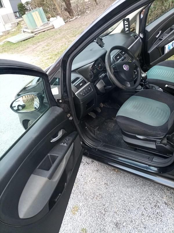 Gebraucht Fiat Punto 77 PS (56 kW) 2008 Schwarz Kleinwagen