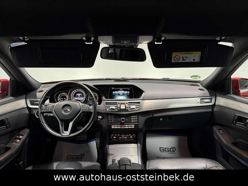 Gebraucht Mercedes E220 AMG line 170 PS (125 kW) 2016 Rot Kombi