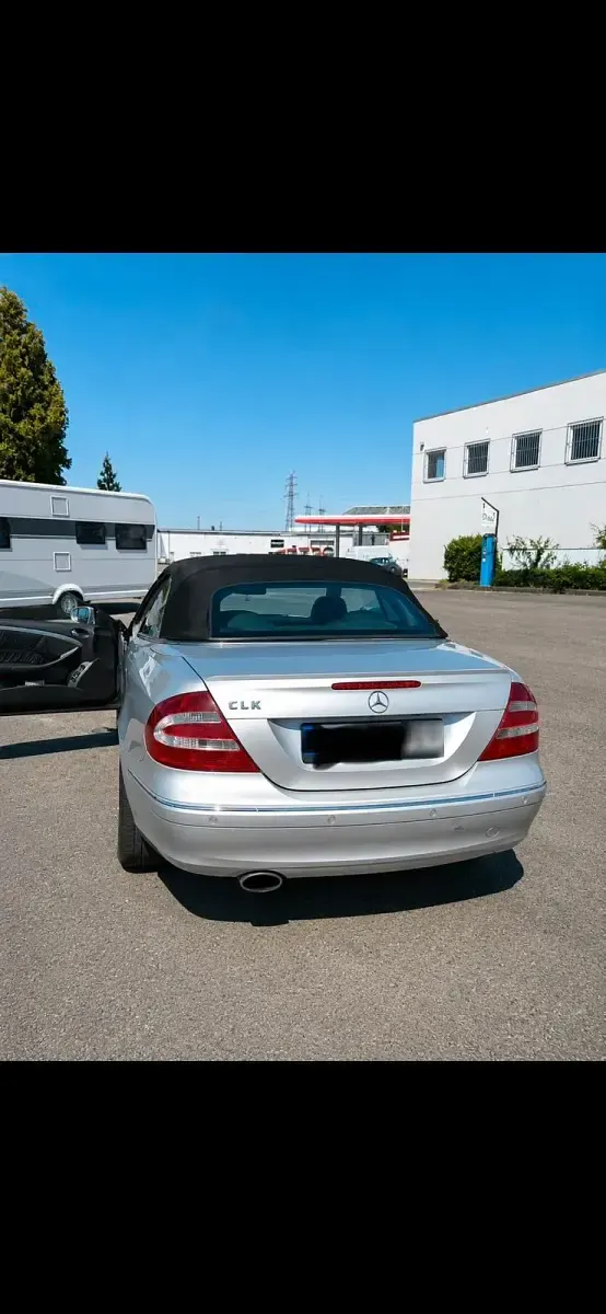 Gebraucht Mercedes CLK320 218 PS (160 kW) 2002 Silber Cabrio