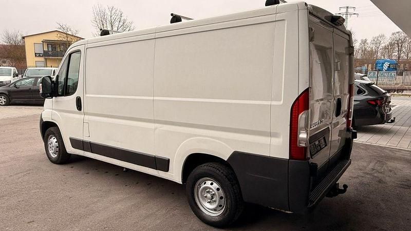 Weiß Gebraucht 2013 Peugeot Boxer Van | 5.990 € (Superpreis) - Bild 1/4