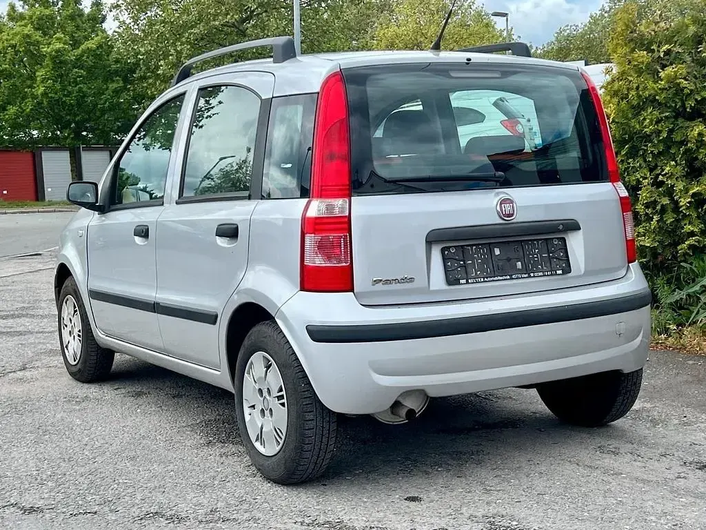Używany Fiat Panda Dynamic 60 KM (44 kW) 2009 Srebrny Hatchback