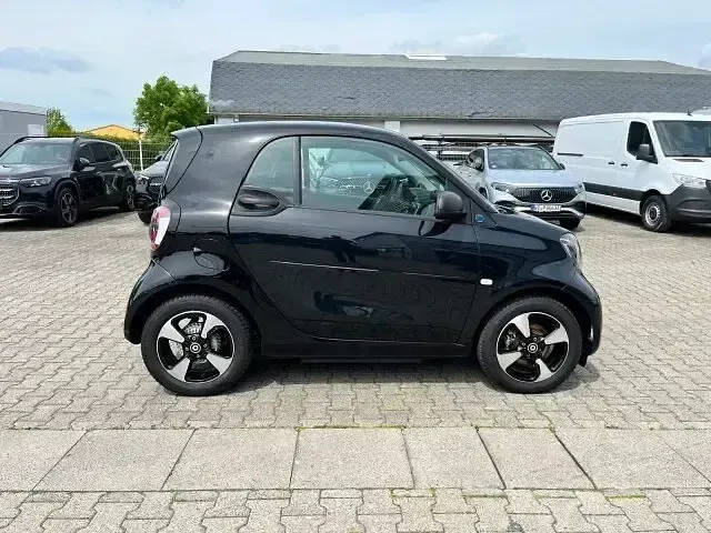 Gebraucht Smart ForTwo Electric Drive Passion 60 kW (82 PS) 2021 Schwarz Coupé