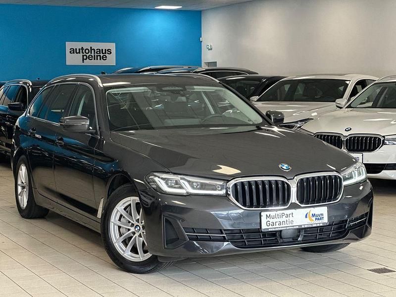 Sophistograu Gebraucht 2021 BMW 530 Kombi | 25.999 € (Superpreis) - Bild 1/4