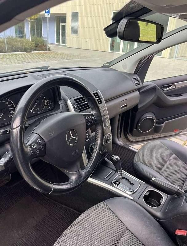 Gebraucht Mercedes A180 116 PS (85 kW) 2009 Limousine