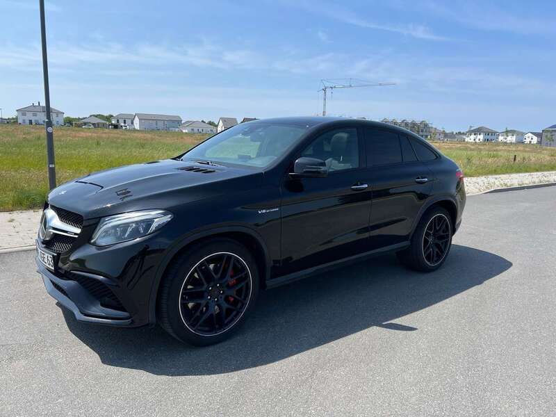 Schwarz Gebraucht 2018 Mercedes GLE63 AMG AMG Coupé | 61.999 € (Teuer) - Bild 1/4