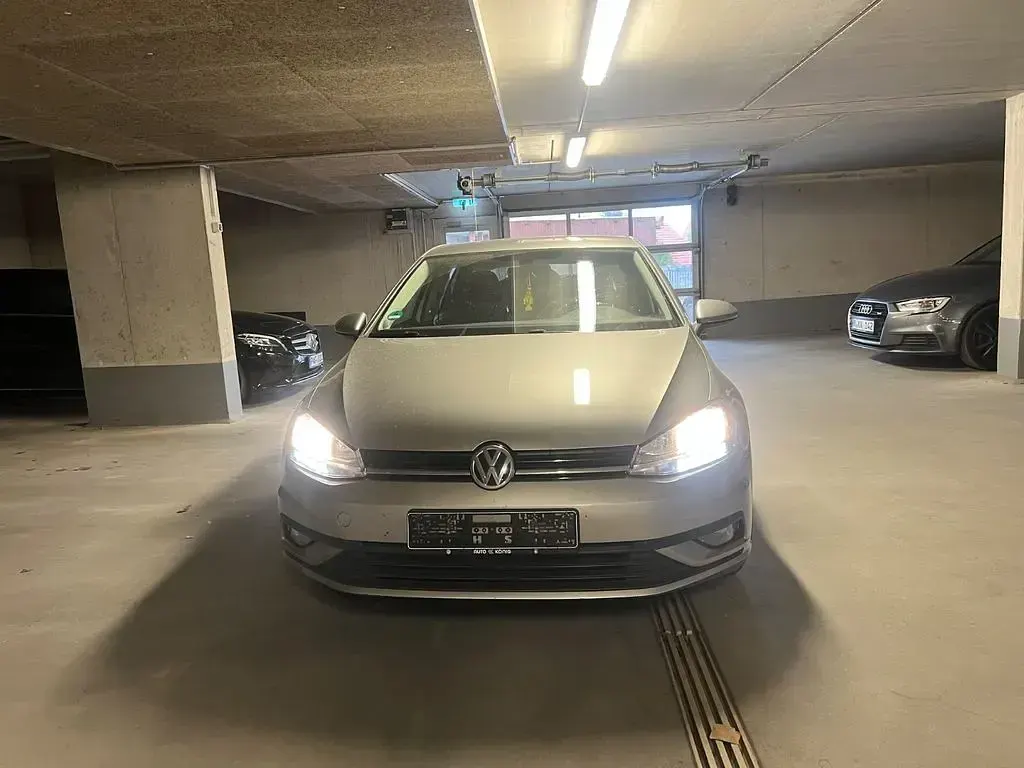 Gebraucht VW Golf VII 150 PS (110 kW) 2017 Grau Limousine