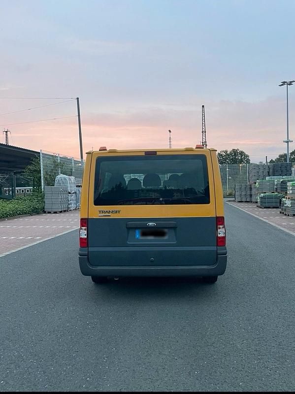 Second-hand Ford Transit 85 CP (62 kW) 2008 Monovolum