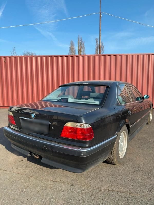 Gebraucht BMW 728 200 PS (147 kW) 1997 Schwarz Limousine