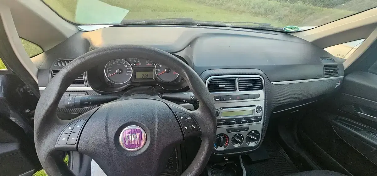 Gebraucht Fiat Punto 90 PS (66 kW) 2007 Blau Kleinwagen