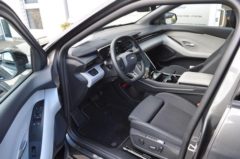 Neu Ford Capri Premium 210 kW (286 PS) 2025 Grau SUV