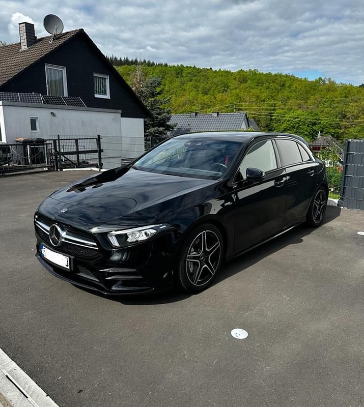 Schwarz Gebraucht 2019 Mercedes A35 AMG AMG Kleinwagen | 28.499 € (Fairer Preis) - Bild 1/4