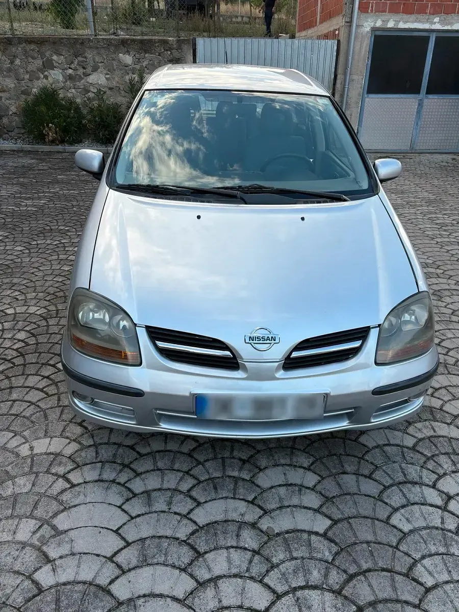 Gebraucht Nissan Almera 114 PS (83 kW) 2001 Silber Limousine