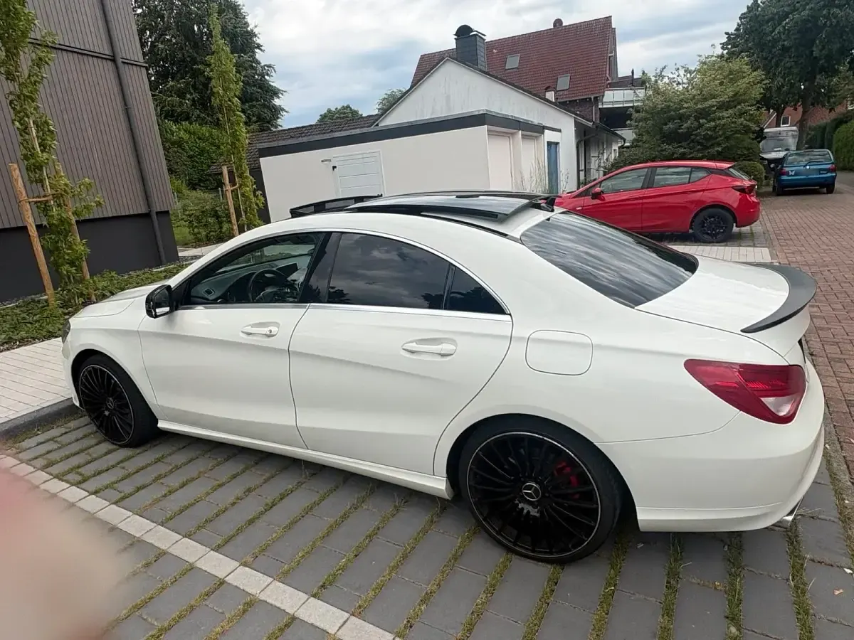 Gebraucht Mercedes CLA200 156 PS (114 kW) 2014 Weiß Coupé
