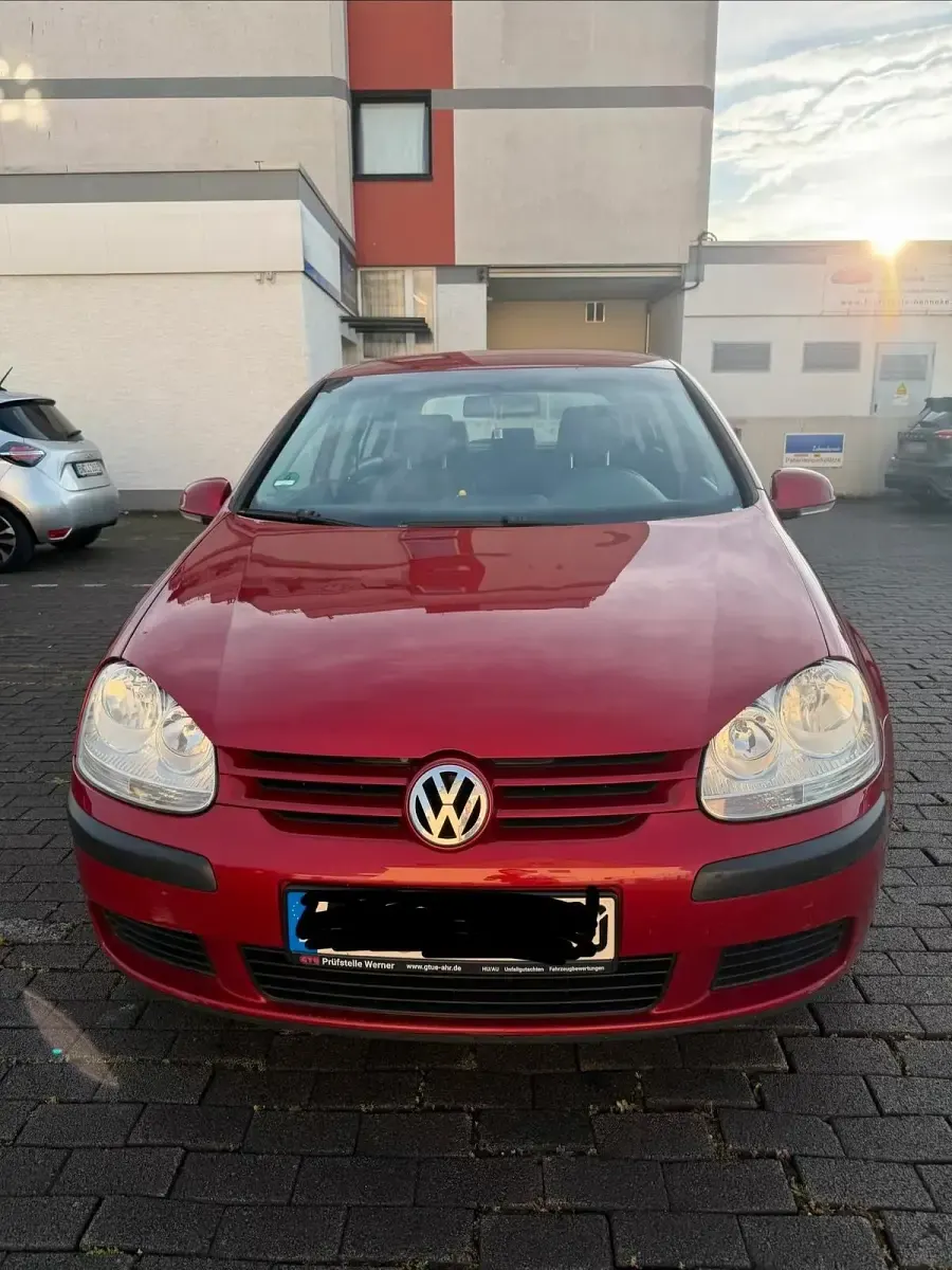 Gebraucht VW Golf IV 75 PS (55 kW) 2004 Rot Limousine