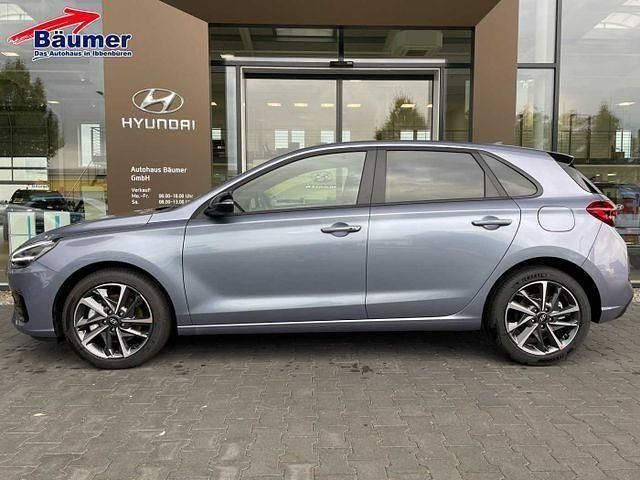 Neu Hyundai i30 Advantage 101 PS (74 kW) 2025 Meta blue Kleinwagen