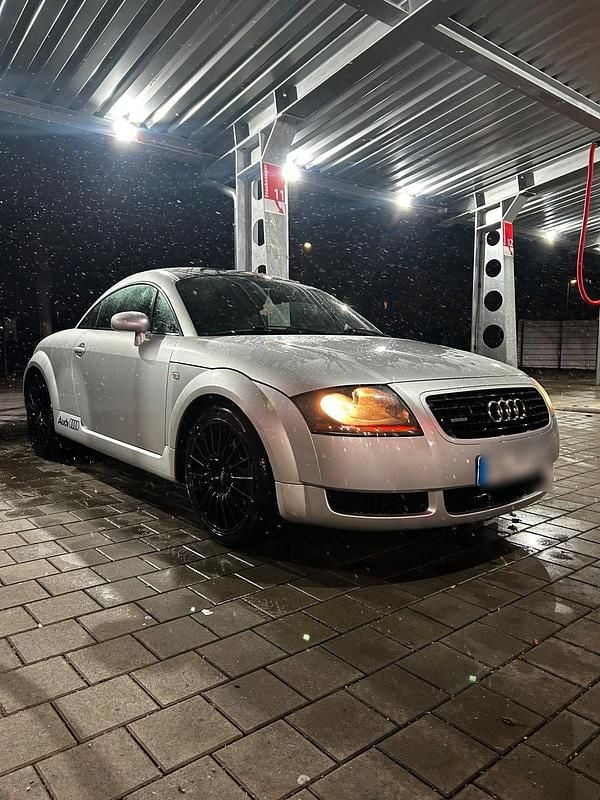 Silber Gebraucht 2002 Audi TT Coupé | 4.449 € (Guter Preis) - Bild 1/4