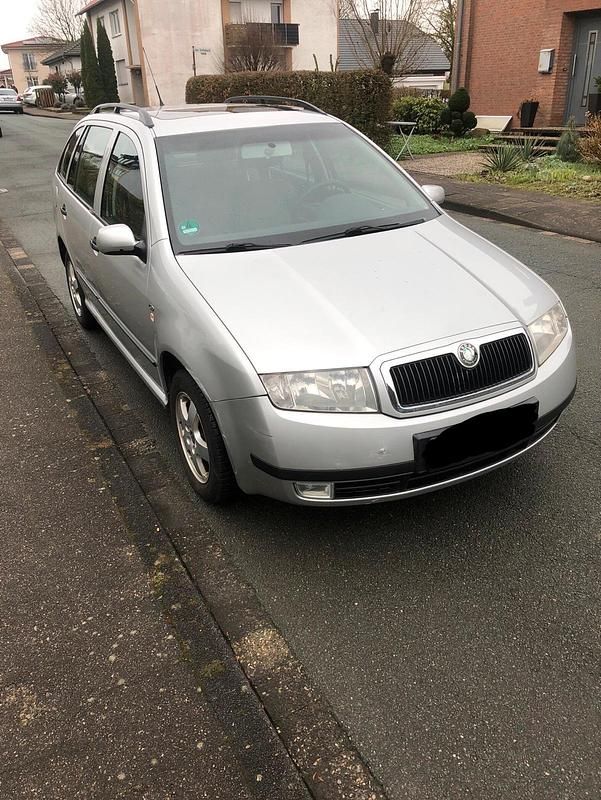 Gebraucht Skoda Fabia 100 PS (73 kW) 2001 Silber Kombi