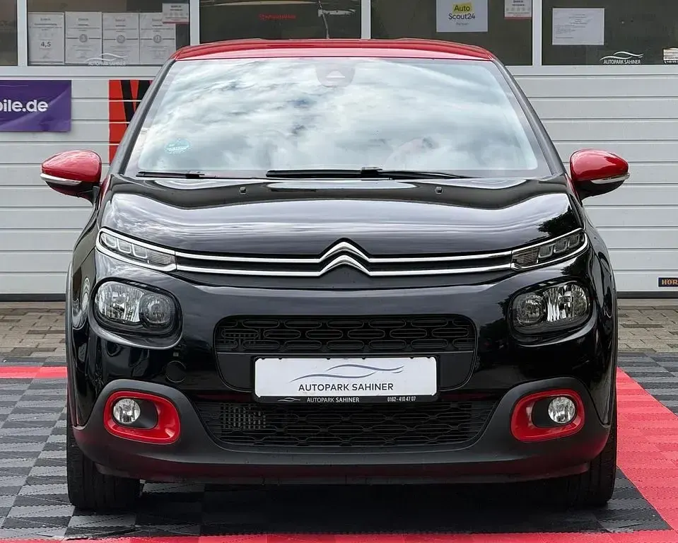 Usado Citroën C3 Shine 110 CV (80 kW) 2018 Other Utilitario