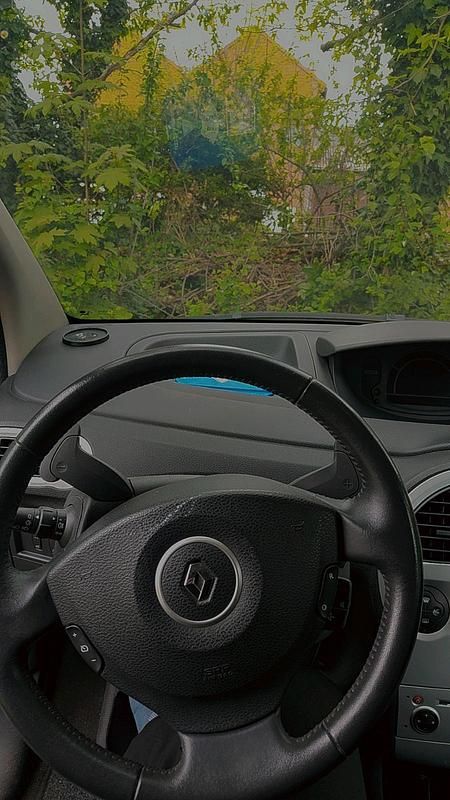 Second-hand Renault Modus 110 CP (80 kW) 2006 Negru Monovolum