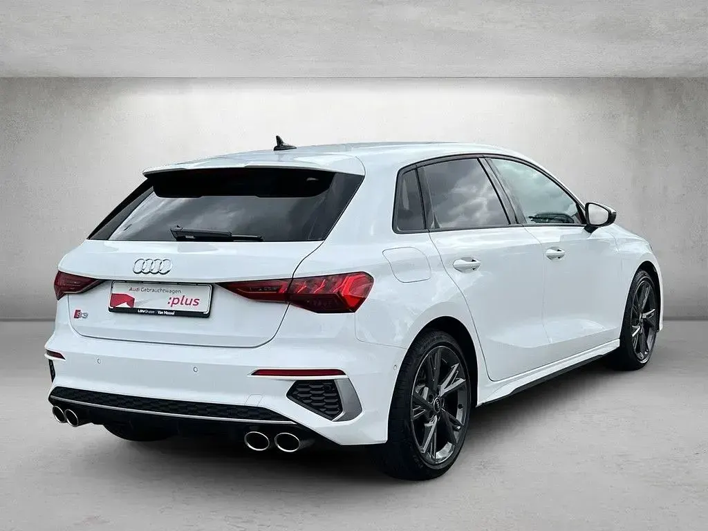 Gebraucht Audi S3 Basis 310 PS (228 kW) 2024 Ibisweiß Limousine