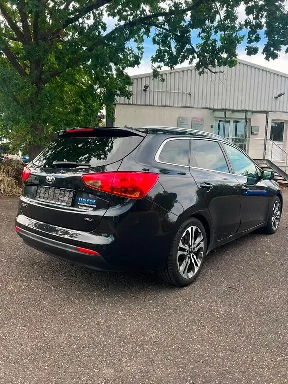 Gebraucht Kia Ceed Platinum 128 PS (94 kW) 2014 Schwarz Kleinwagen