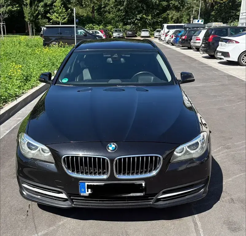 Gebraucht BMW 530 258 PS (189 kW) 2013 Schwarz Kombi