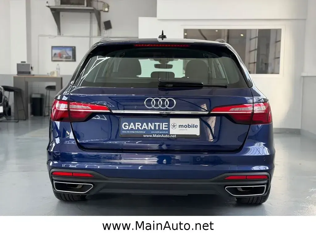 Gebraucht Audi A4 Sport 150 PS (110 kW) 2023 Blau Kombi