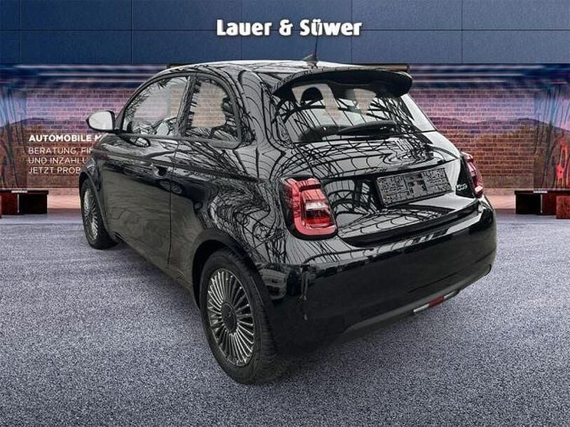Gebraucht Fiat 500e Icon 86 kW (118 PS) 2021 Schwarz Kleinwagen