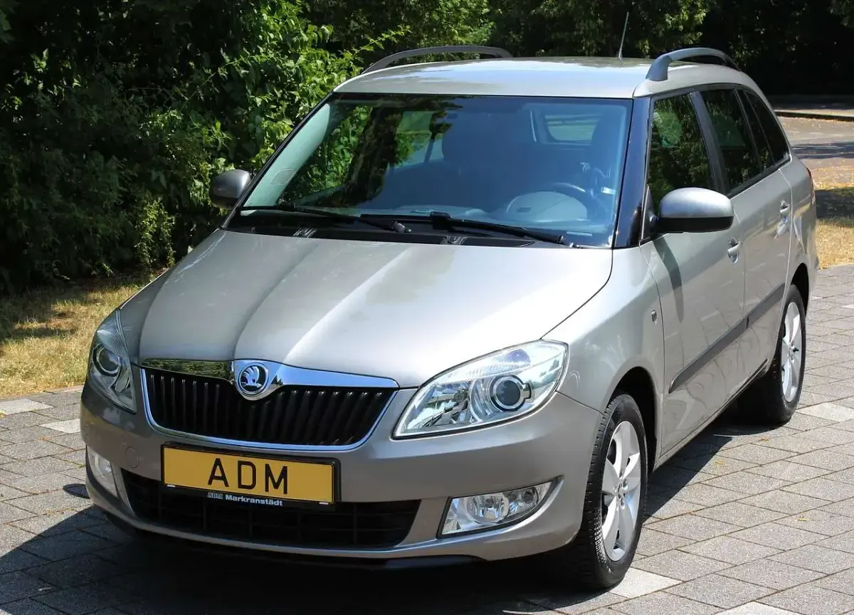 Gebraucht Skoda Fabia Fresh 105 PS (77 kW) 2014 Cappuccinobeige metallic Kombi