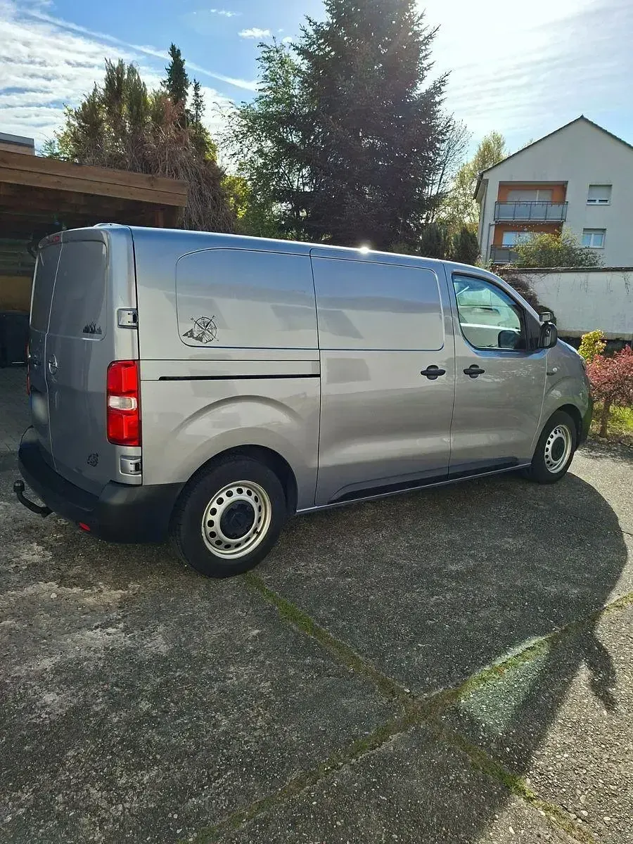 Gebraucht Opel Vivaro-e Combi 102 PS (75 kW) 2024 Grau Van / Kleinbus