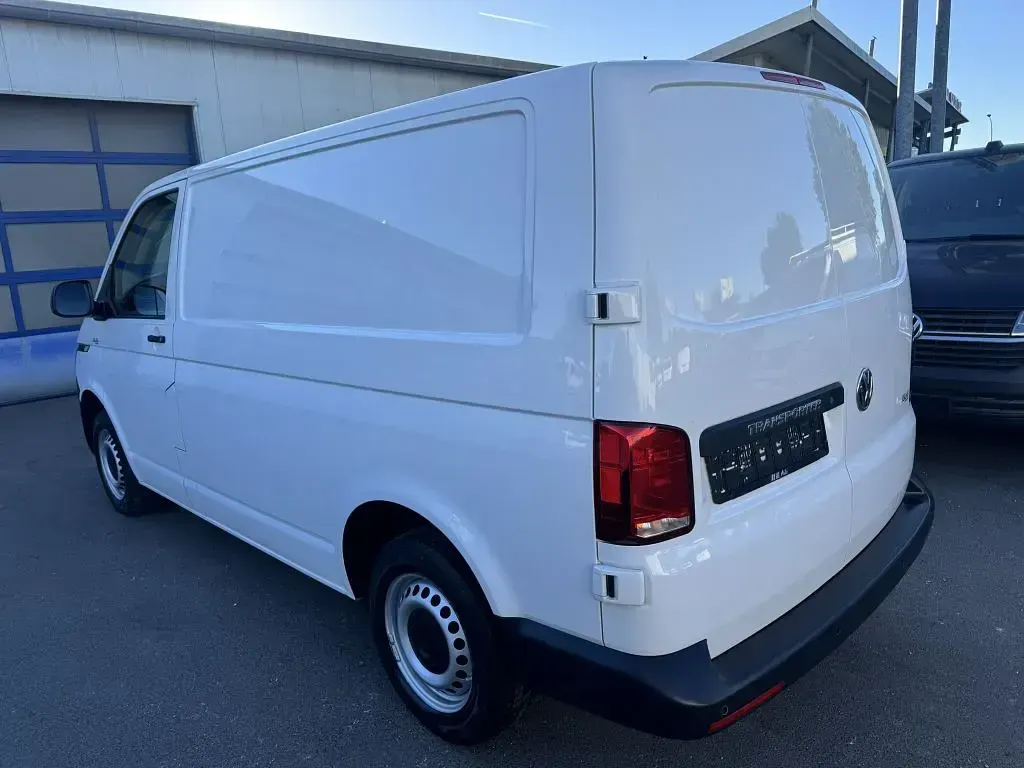 Usado VW Transporter 110 CV (80 kW) 2020 Blanco Van
