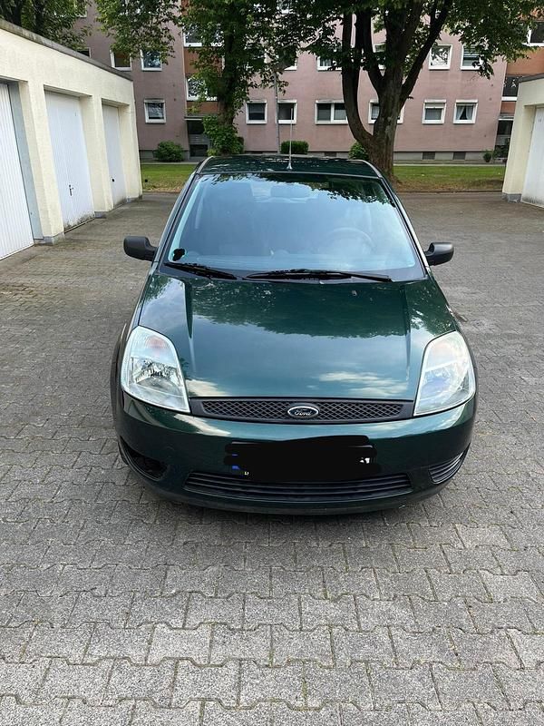 Gebraucht Ford Fiesta 75 PS (55 kW) 2005 Grün Kleinwagen