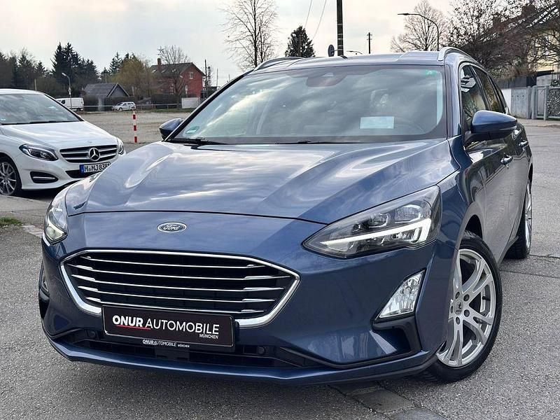 Gebraucht Ford Focus Titanium 150 PS (110 kW) 2020 Blau Limousine