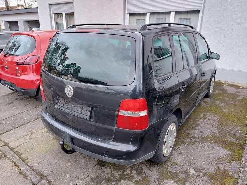 Gebraucht VW Touran 140 PS (102 kW) 2004 Schwarz Van / Kleinbus