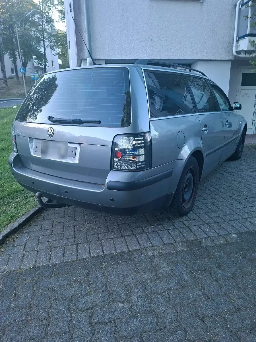 Usata VW Passat 131 CV (96 kW) 2004 Verde Station wagon