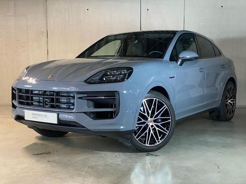 Gebraucht Porsche Cayenne 470 PS (345 kW) 2024 Grau SUV