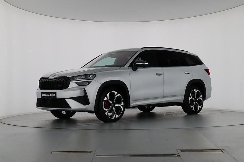 Brillantsilber metallic Neu 2025 Skoda Kodiaq RS SUV | 51.079 € (Guter Preis) - Bild 1/4