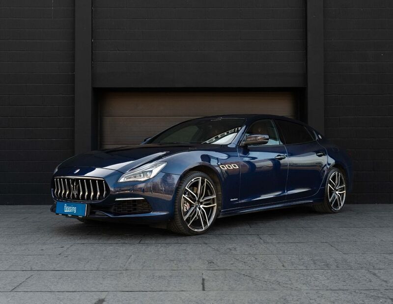 Blau Gebraucht 2019 Maserati Quattroporte GranLusso Limousine | 58.000 € - Bild 1/4