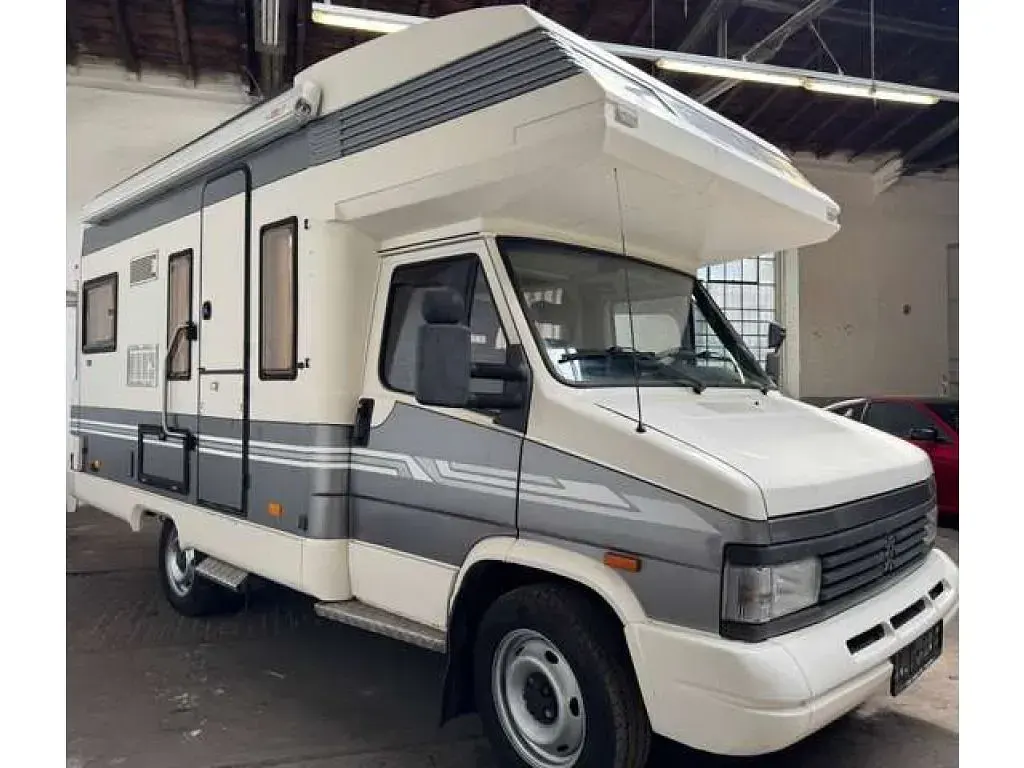 Gebraucht Peugeot J5 95 PS (69 kW) 1993 Weiß Kleinwagen