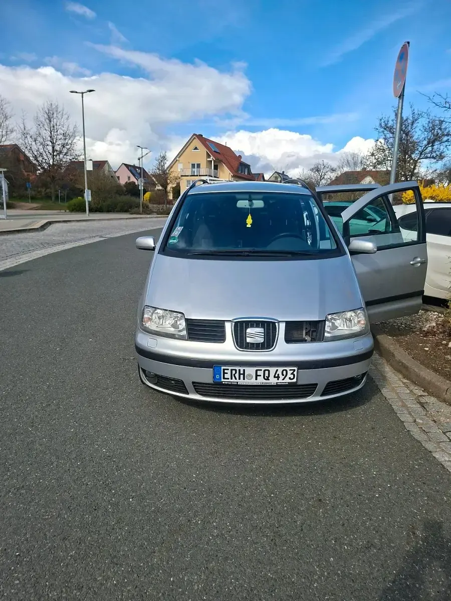 Używany Seat Alhambra 150 KM (110 kW) 2005 Srebrny Minivan