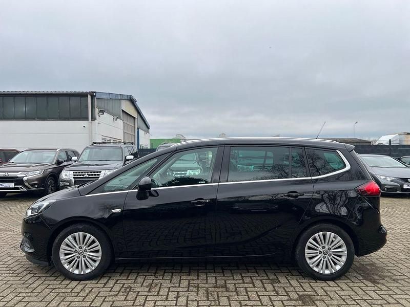 Gebraucht Opel Zafira 140 PS (102 kW) 2018 Schwarz Van / Kleinbus