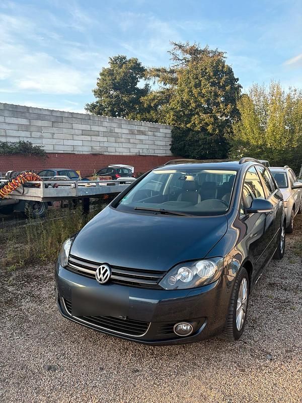 Gebraucht 2014 VW Golf VII Life Limousine | 4.800 € (Superpreis) - Bild 1/4