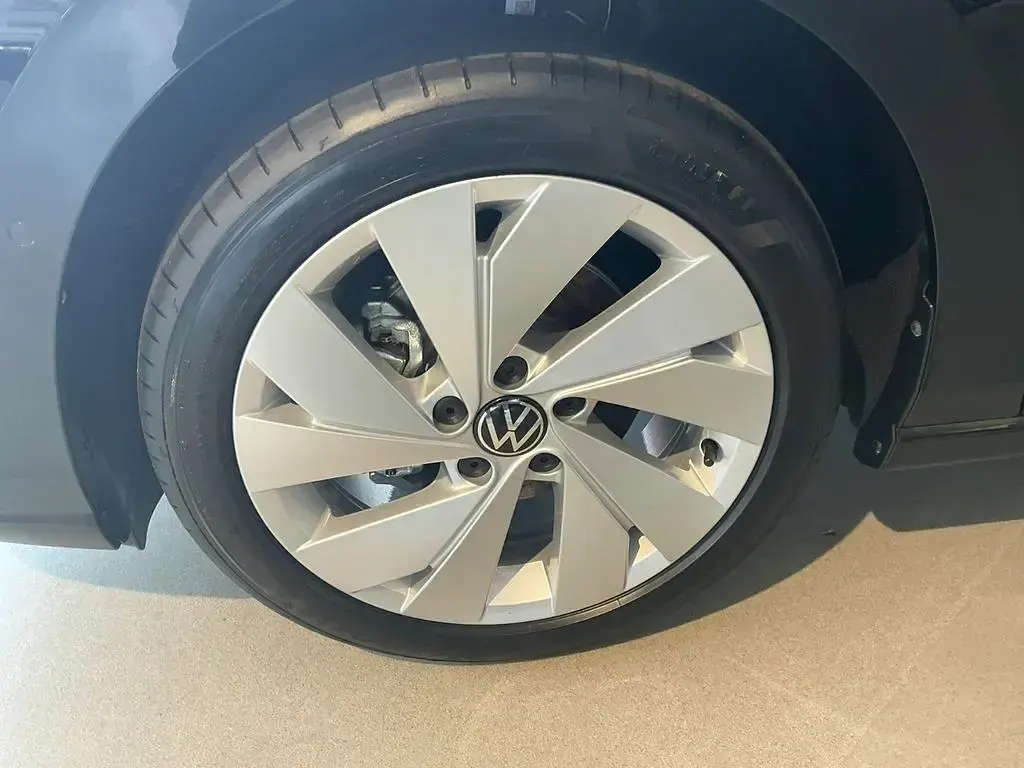Neu VW Golf VIII Life 116 PS (85 kW) 2026 Schwarz Kombi