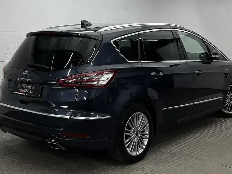 Gebraucht Ford S-MAX Vignale 197 PS (144 kW) 2022 Pantherblau metallic Van / Kleinbus