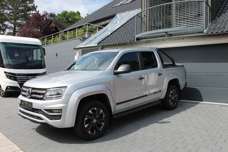 Silber Gebraucht 2020 VW Amarok Dark Label Abholung | 37.900 € (Teuer) - Bild 1/4