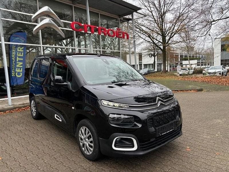 Schwarz Gebraucht 2020 Citroën Berlingo Feel Van / Kleinbus | 18.990 € (Fairer Preis) - Bild 1/4