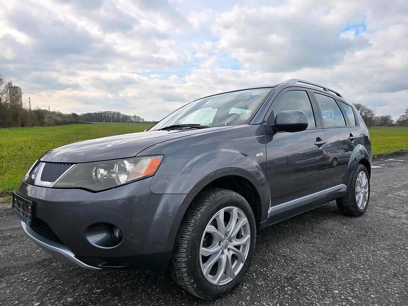 Gebraucht Mitsubishi Outlander 140 PS (102 kW) 2007 Grau SUV